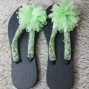 NWT Ladies Bead Sillipers